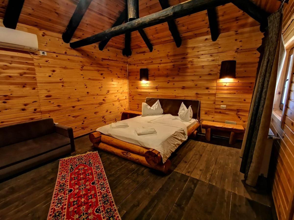 Отель Ferma Dacilor Tohani Экстерьер фото
